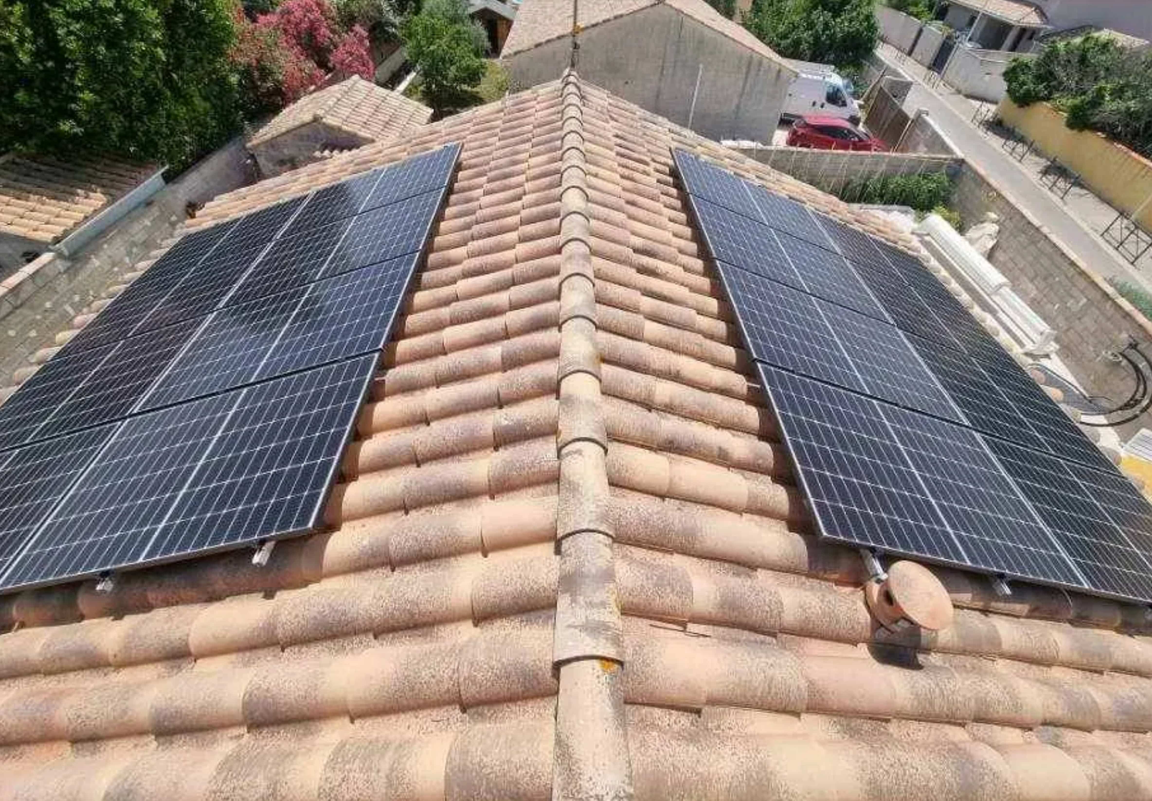 Installation 16 panneaux photovoltaïques autoconsommation